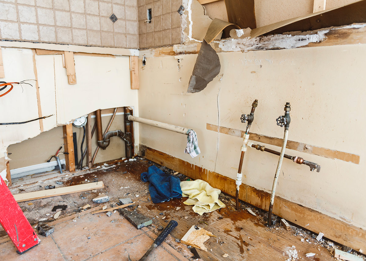 Residential water damage restoration during material removal